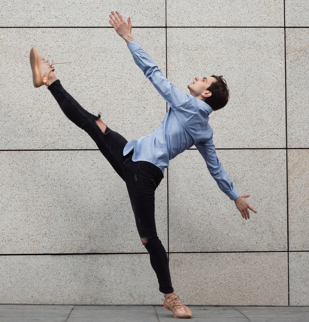 Kant I? – Does improvising improve self-esteem?